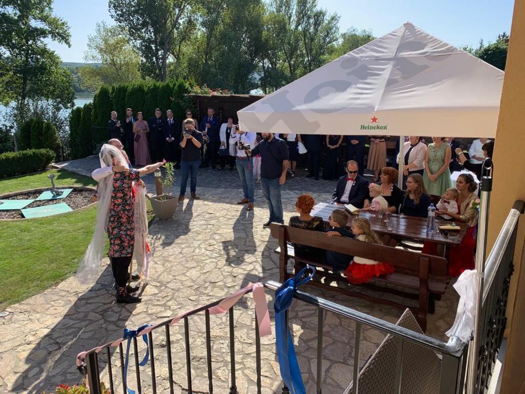 Mlyn Penzion & Wellness Radvaň nad Dunajom Buitenkant foto