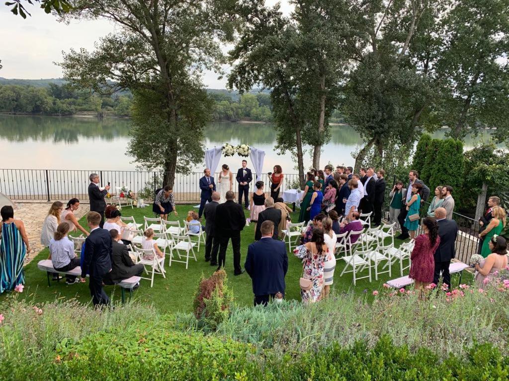 Mlyn Penzion & Wellness Radvaň nad Dunajom Buitenkant foto
