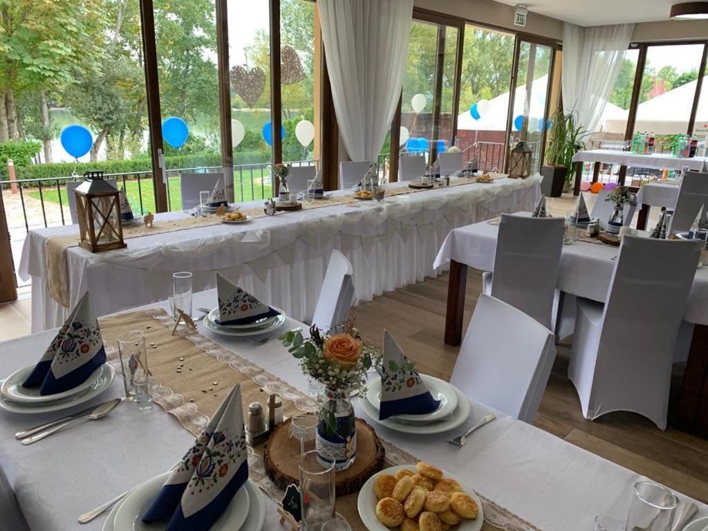 Mlyn Penzion & Wellness Radvaň nad Dunajom Buitenkant foto